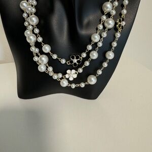 Layered Pearl Chanel-style necklace with Camellia flower embellishments